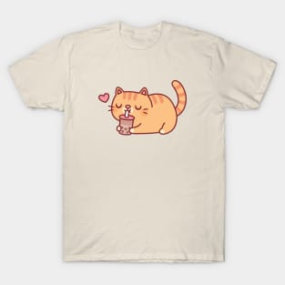 Cute Chubby Orange Tabby Cat Loves Boba Tea T-Shirt